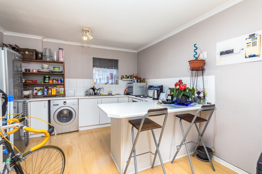 1 Bedroom Property for Sale in Green Point Western Cape